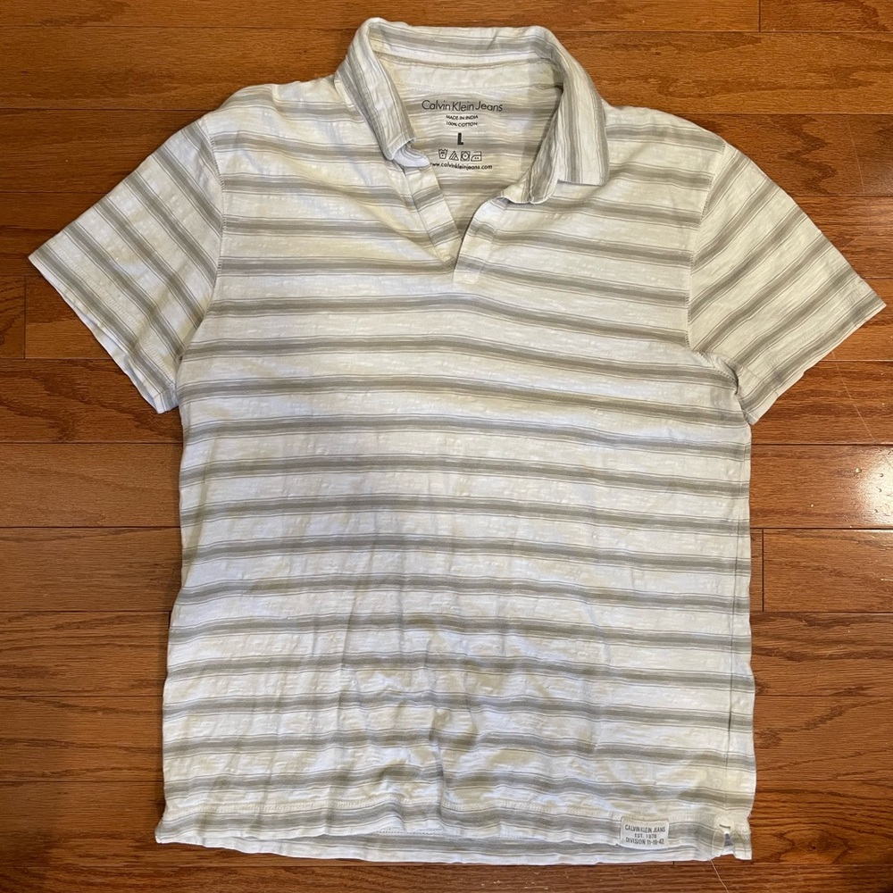 Calvin Klein polo, 100% cotton, no buttons